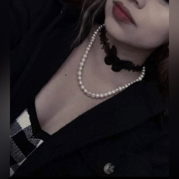 Black Butterfly Choker - Picture 3 of 5